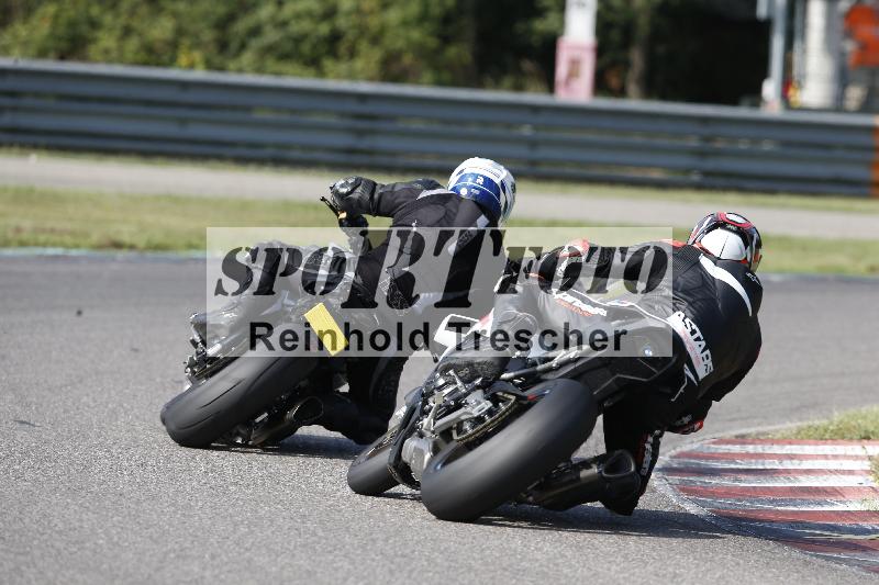 /45 10.08.2025 Plüss Moto Sport ADR/Freies Fahren/backside